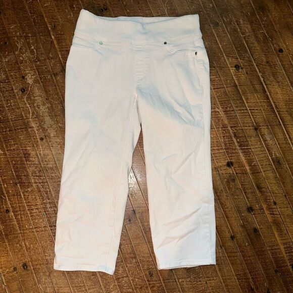 Chico’s white travel-core 00/2 white capri pull on jeggings - Picture 1 of 4